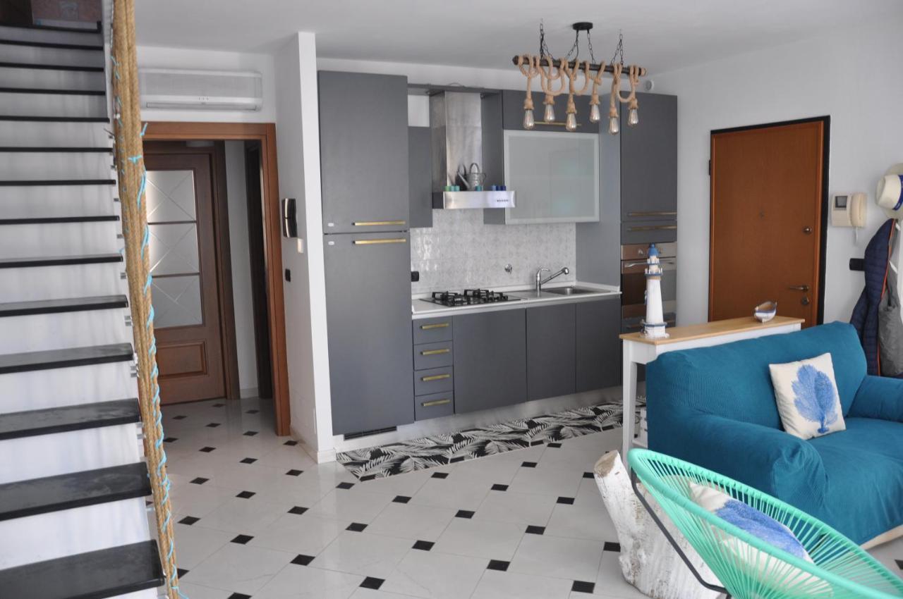 Appartamento Villa Rita A 100 M Dal Mare! Vallecrosia Exteriör bild