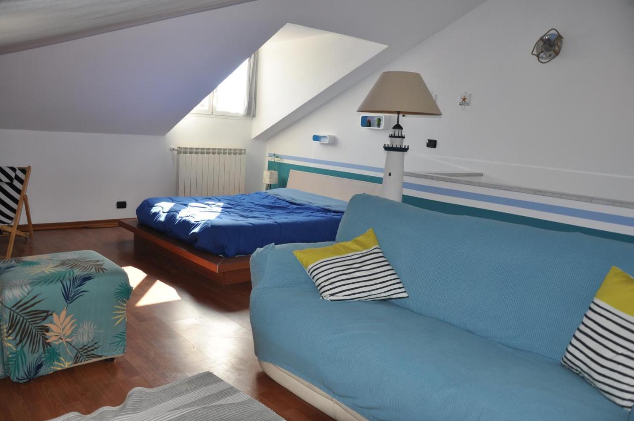 Appartamento Villa Rita A 100 M Dal Mare! Vallecrosia Exteriör bild