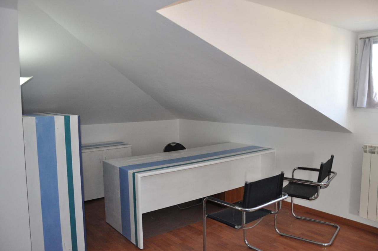 Appartamento Villa Rita A 100 M Dal Mare! Vallecrosia Exteriör bild
